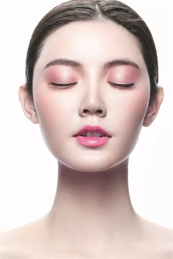 丰面颊，重塑面部轮廓的美丽艺术