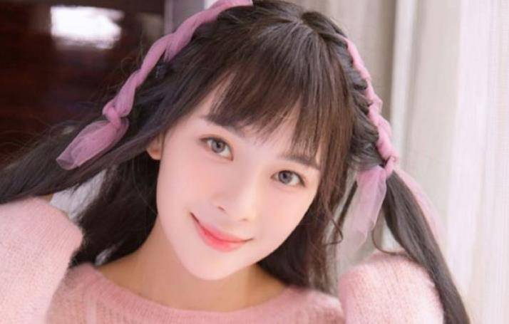 赵韩樱子，从自然美到整容风波的蜕变之路