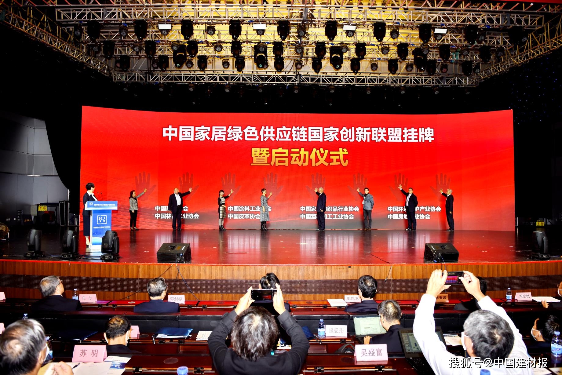 马后炮论坛，为何在辉煌中悄然落幕？