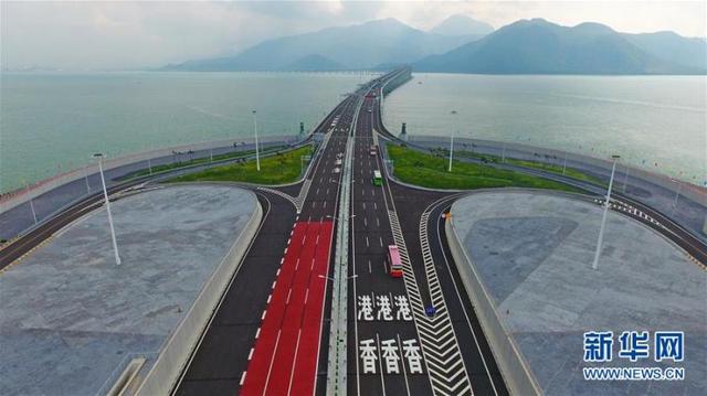 澳门正版免费大全，2035年展望与文化传承的桥梁2025年澳门正版免费大全美团