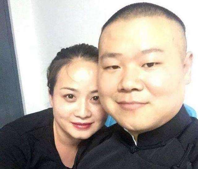 岳云鹏秋裤门事件，笑料背后的温情与反思岳云鹏裤子