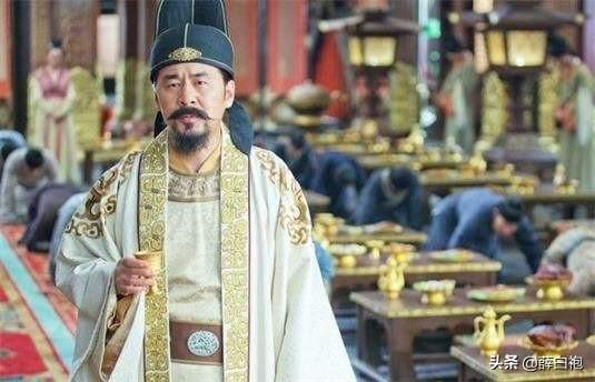 白小姐四肖必选与包青天智慧—揭秘期期的脑筋风暴白小姐四肖选一肖包青天