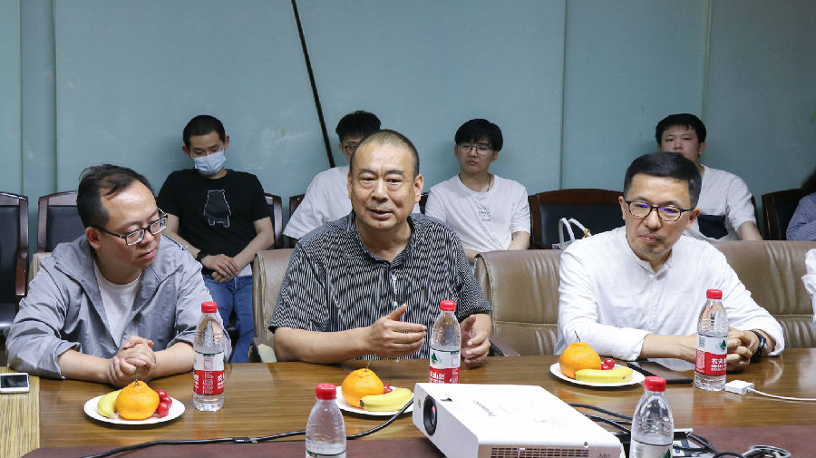 2046年，管家婆的马资料与未来养殖科技新纪元管家婆24马精选