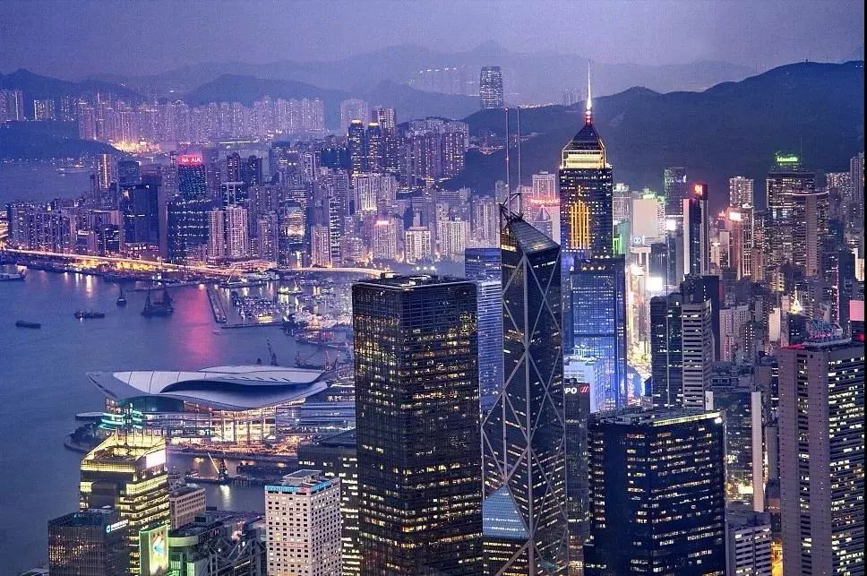 2043年，今晚香港特马揭秘—一场科技与传统的奇妙碰撞2024今晚香港开特马开什么什