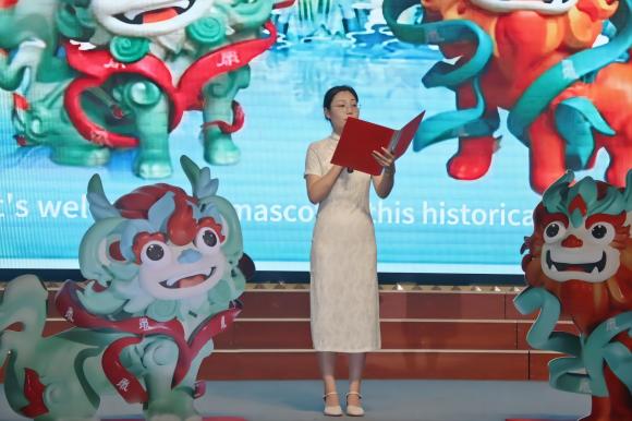 管家婆一码与白蛇图坛，传统文化的现代演绎